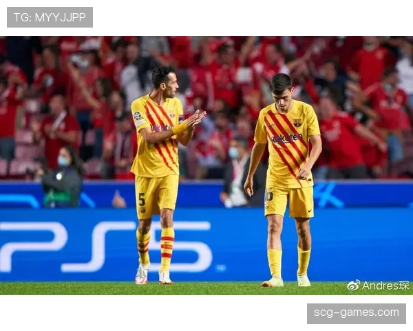 德容与罗德里控场能力及战术适配性对比分析 德容与罗德里控场能力及战术适配性对比分析