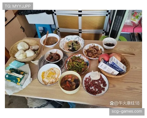 张玉宁和普通人最大的区别，早上七点的早餐都比我这顿奢侈得多。。。